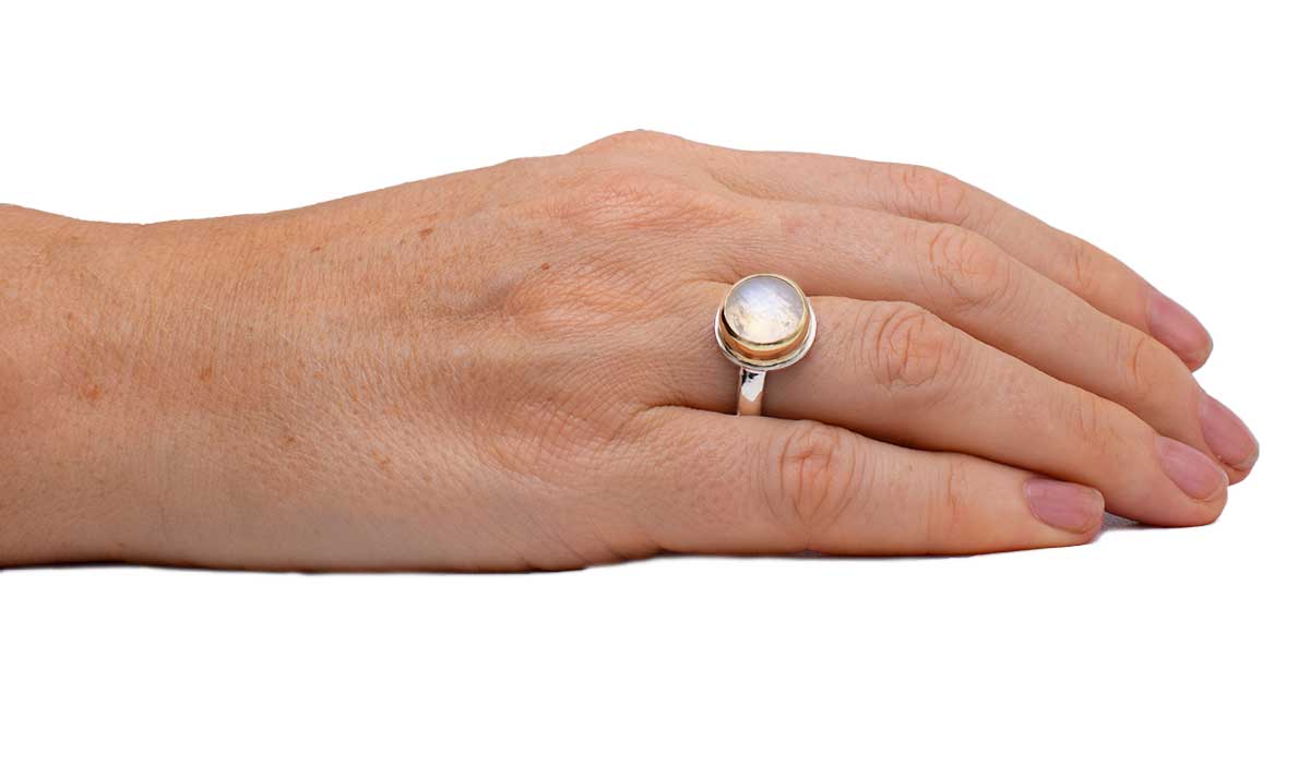 OOAKR171_Smooth_Moonstone_Mixed_Metal_Ring_Size7.5
