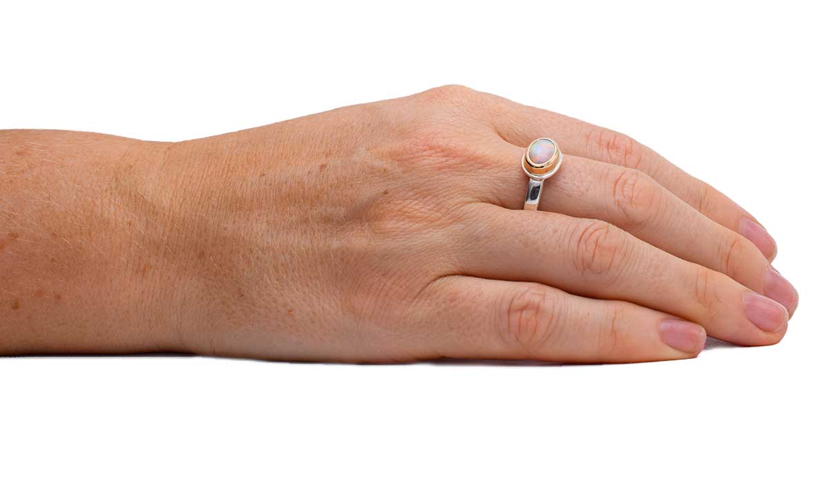 ORMM104_White_Oval_Opal_Mixed_Metal_Ring_Size10
