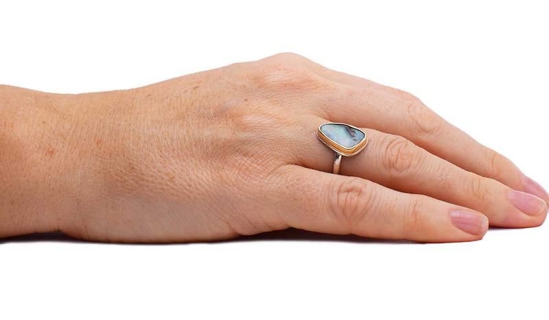 ORMM095_White_Freeform_Boulder_Opal_Mixed_Metal_RIng_Size7