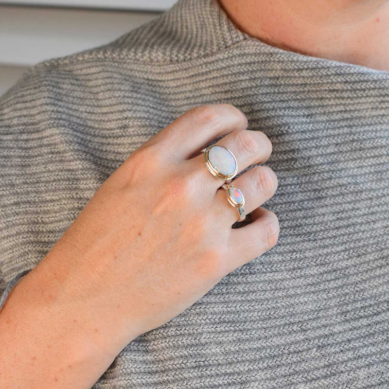 ORMM101_White_Oval_Opal_Mixed_Metal_Ring_Size_9