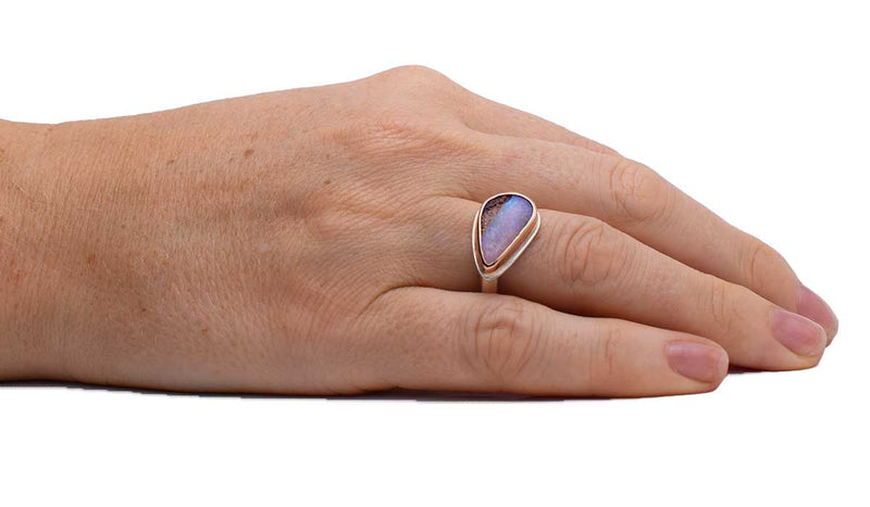 ORMM113_Mauve_Sparkle_Boulder_Opal_Mixed_Metal_RIng_Size6.5