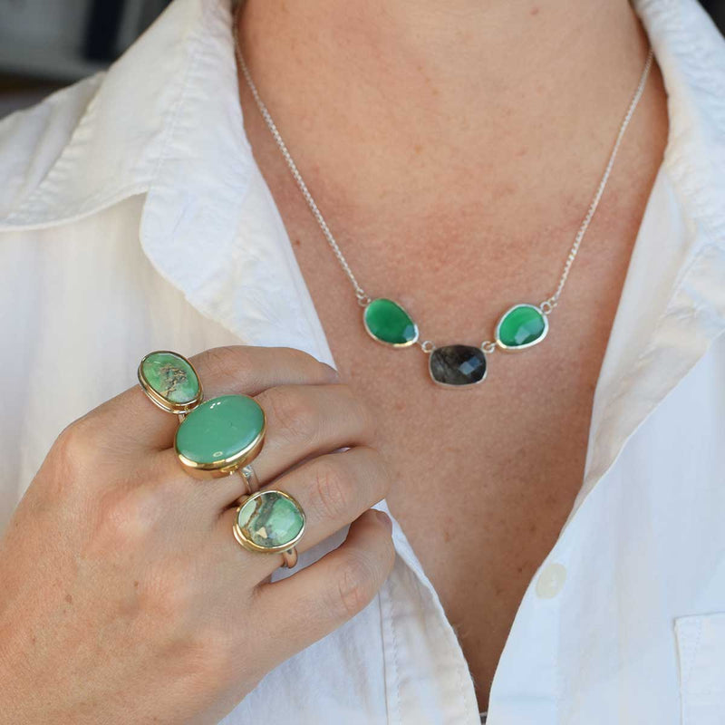 TripleStoneNecklace_GreenStoneRings